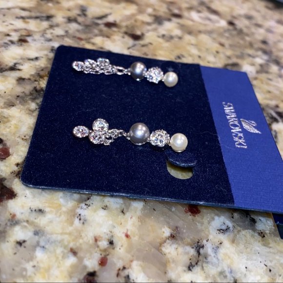 Swarovski Signed Swan Pearl Silver Crystal Earring - Picture 2 of 5